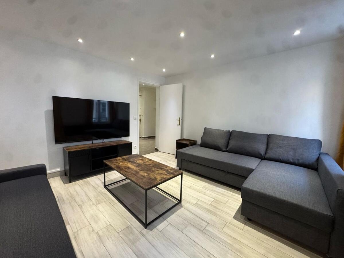 Heart Of - 2br - 6p - Le Marais 8 Free Netflix Parijs